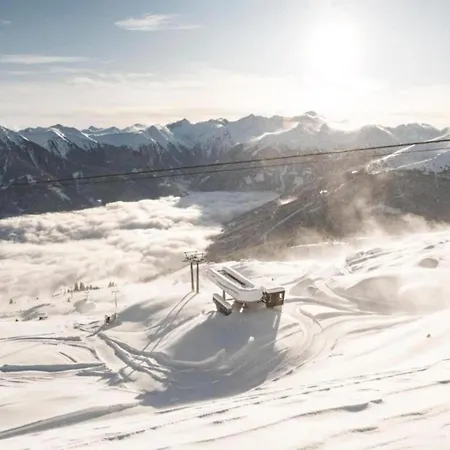 Apartament Near Lift *